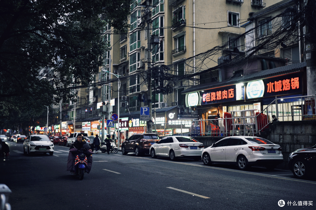 小吃界的无冕之王,我要把奖颁给这座城市!