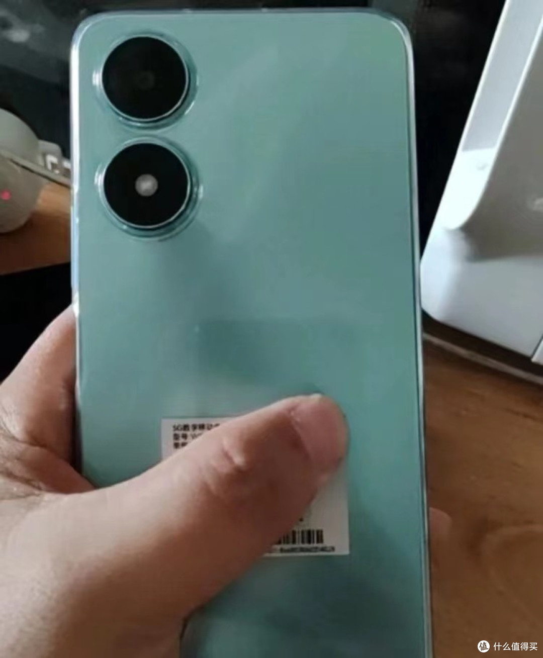 荣耀百元性价比之王:5200mAh大电池+90Hz+11GB,仅869元