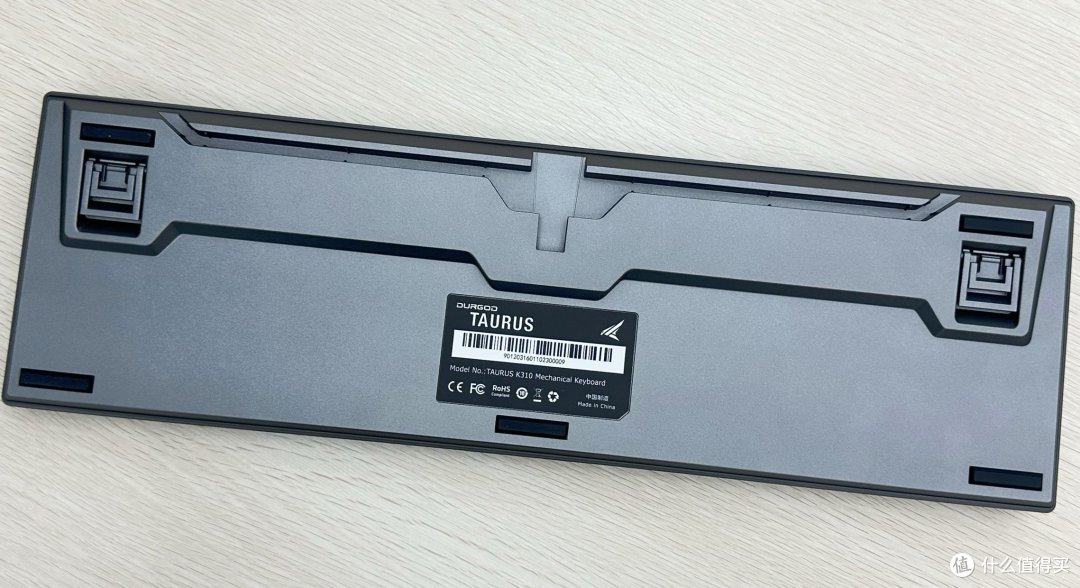 年底对象送了杜伽K310机械键盘,成功成为办公室最靓的崽