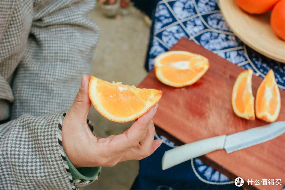 橙香飘扬，营养丰富！冬天就爱吃赣南脐橙！