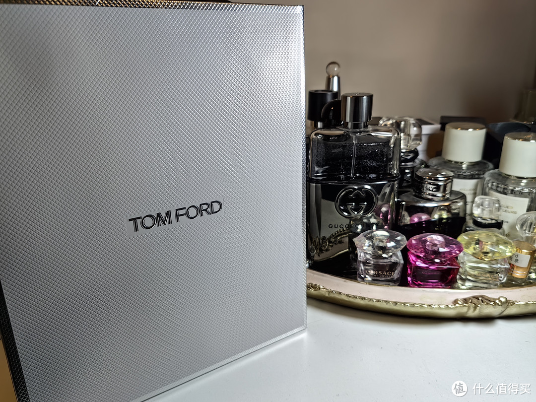 情人节礼物指南：TOM FORD·灰色香根草·香水