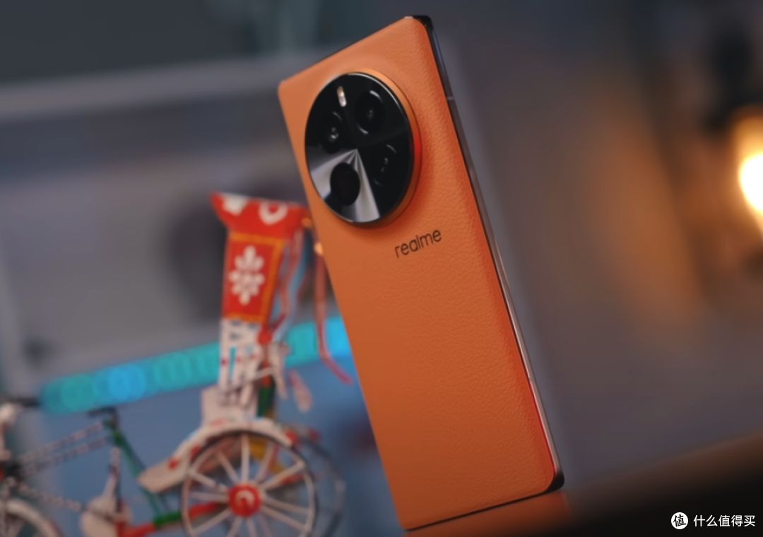 登顶年度好评榜TOP1,骁龙8Gen3+5400mAh+无线充,3399元现货开卖