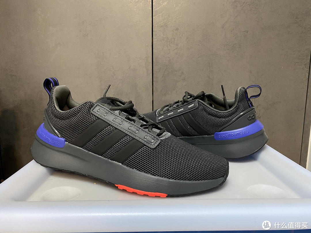 adidas  Rcacr TR21，实惠又百搭！