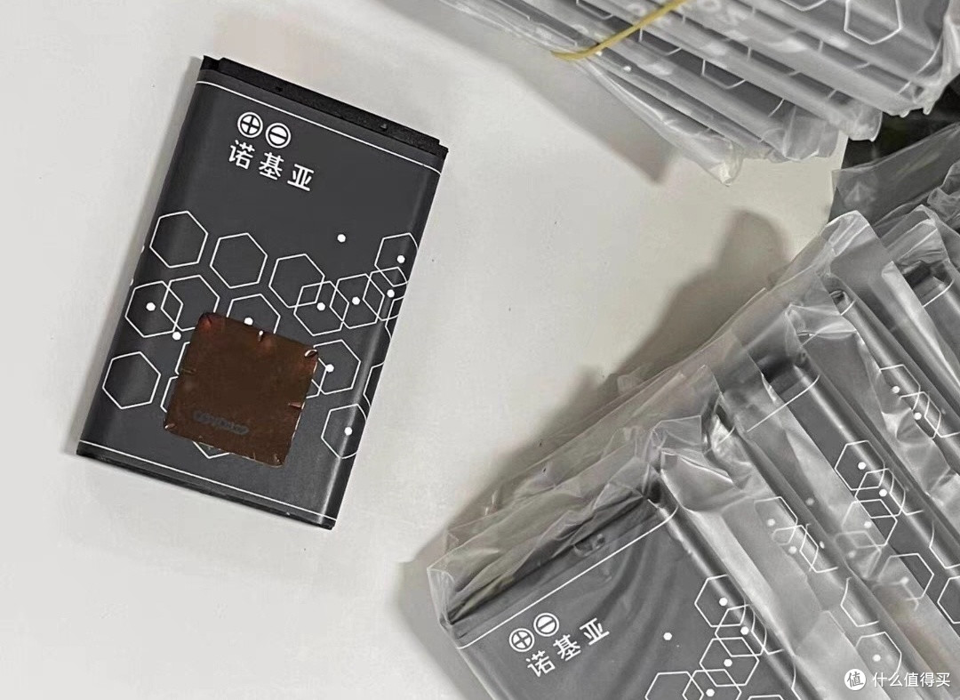 充电时,先插手机还是充电器?你可能也做错了……