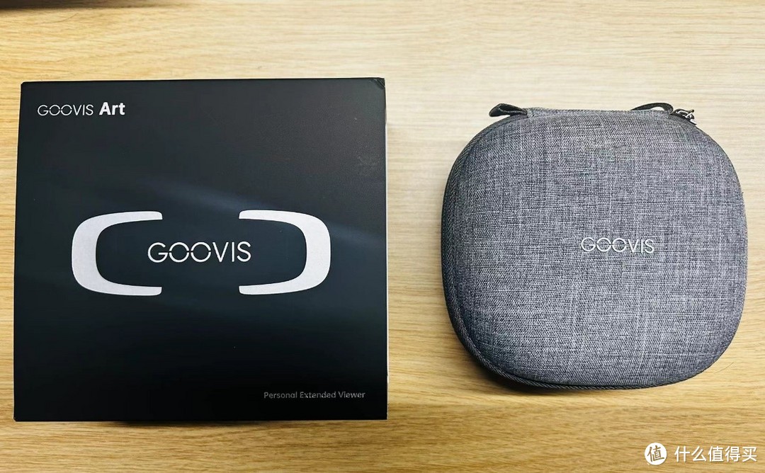 可用自己眼镜的革命性的便携头戴-Goovis-Art
