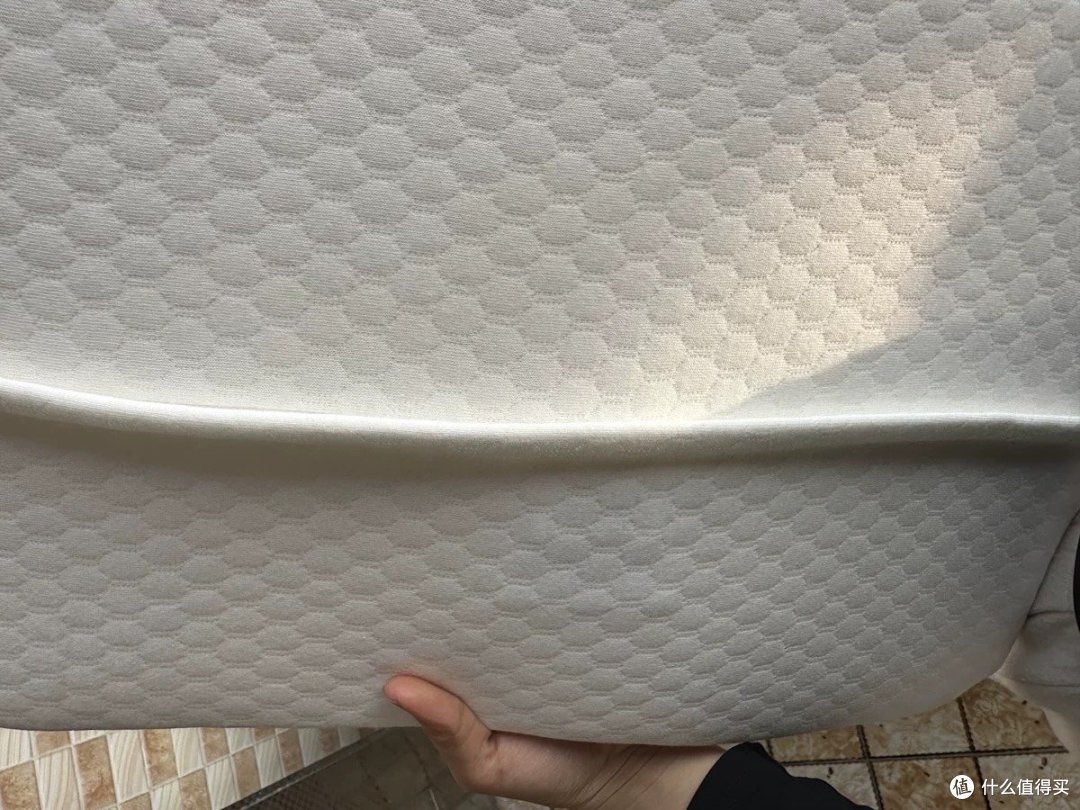 有富安娜记忆棉枕 睡个好觉