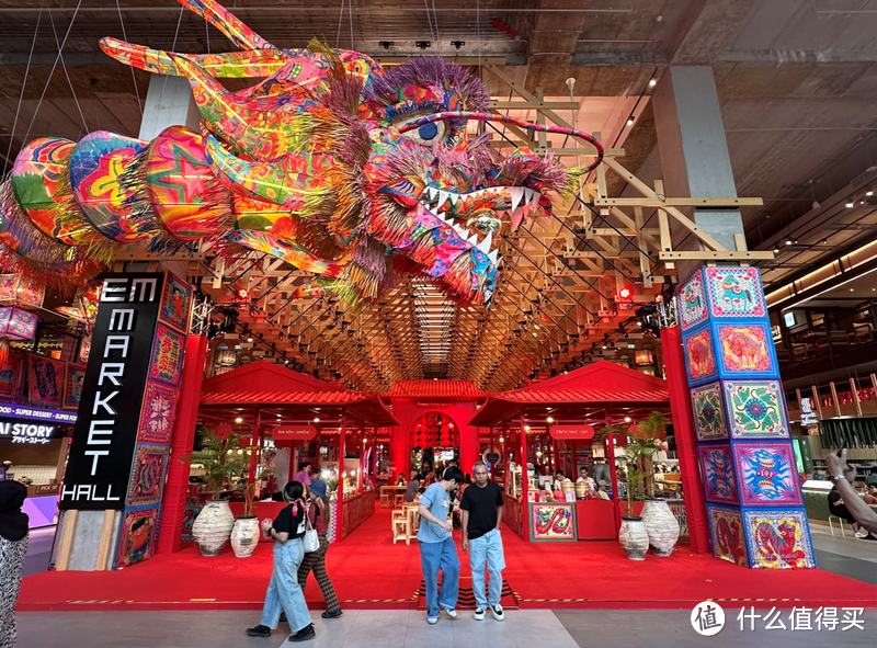 EMSPHERE已成为泰国打卡地点,以龙为主题装饰美妙,“龙之国” 满满中国风,欢庆2024新春佳节