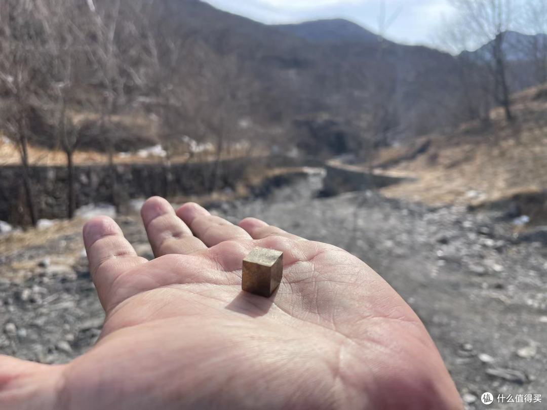 亲子挖矿新手村，门头沟王平口村，“愚人金”黄铁石矿