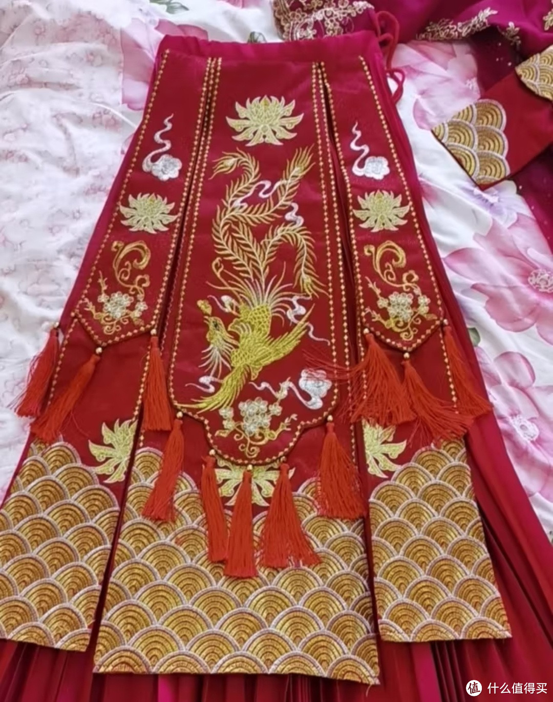 时尚新趋势!秀禾服引领复古风潮!