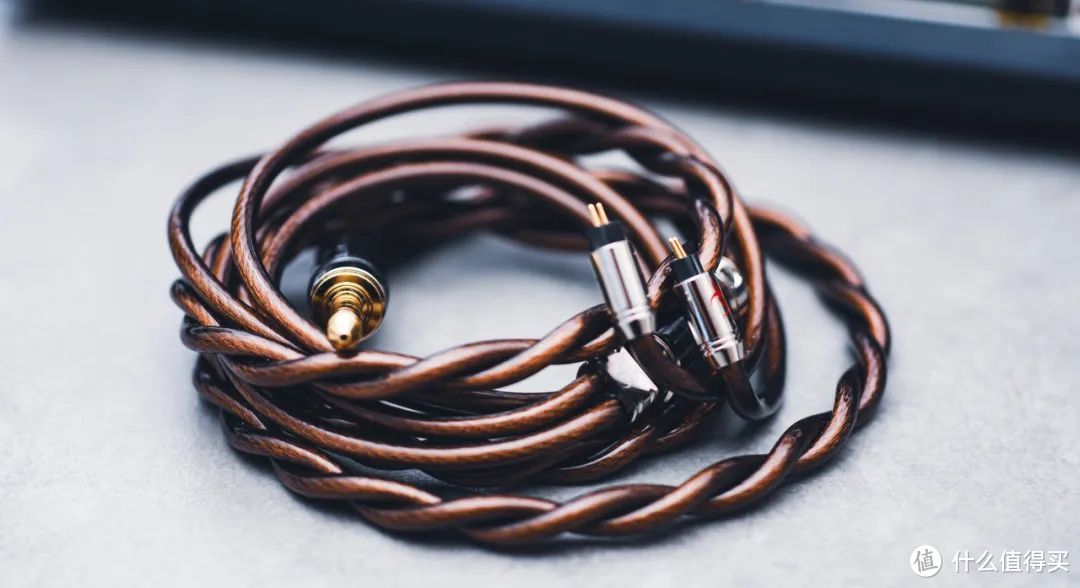 「 Mǎi Mǎi Mǎi 」关于一条便宜量足的铜线｜Toxic Cables Black Widow XL (BW XL)