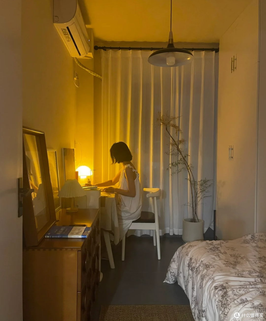 上海小夫妻不听劝!买下别人嫌弃的“条头糕户型”,改造后太惊艳