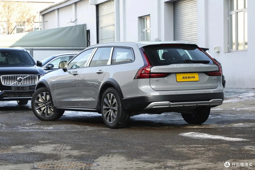 2024款沃尔沃v90售价调整,直销改零售,售价44.79-55.69万元