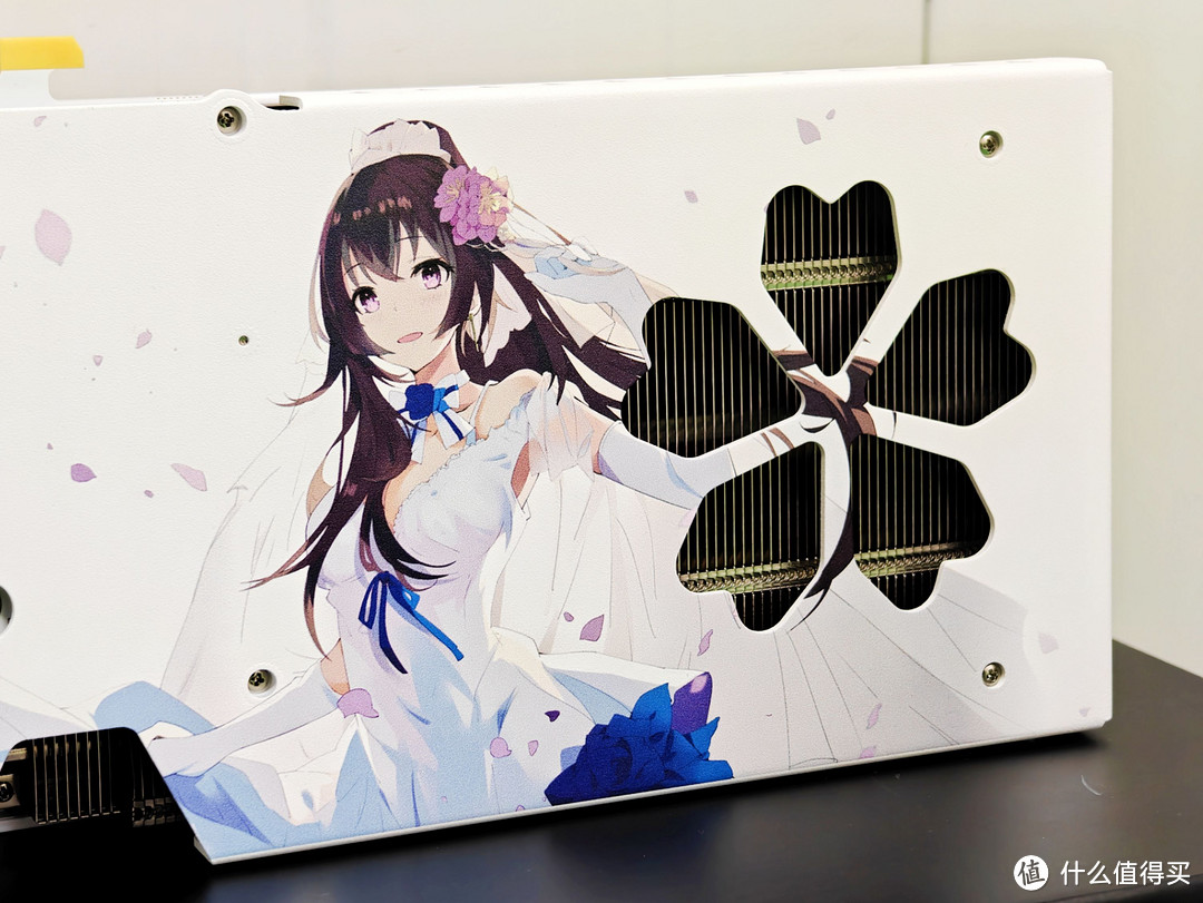 白色装机方案不可错过的2K天花板显卡——RTX 4070ti Super樱瞳花嫁OC