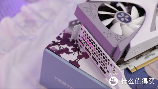 开年惊喜！毕业级2K甜品卡，RTX4070 super樱瞳花嫁评测