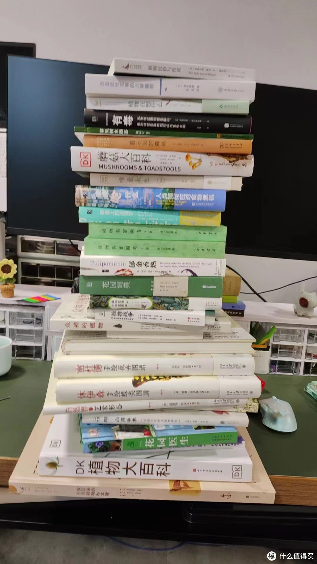 把我砸哭的植物系书单①:自然科普,以及植物系幻想生物设定必看!老实说,为了搞设定我也是蛮拼的。