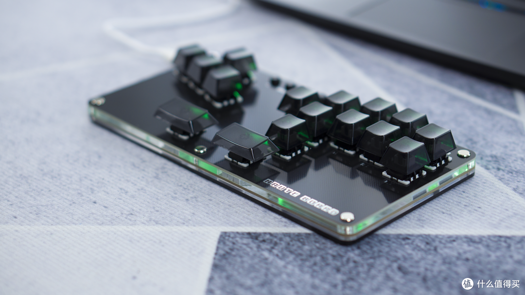 无敌“键盘手”?一款另类的HITBOX,TBgame B16试用体验分享!