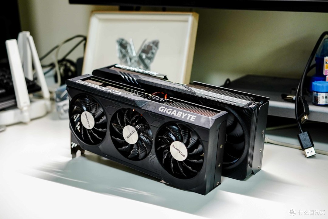 精准刀法但值得升级丨RTX4070Super魔鹰拆解与通用一键超频教程