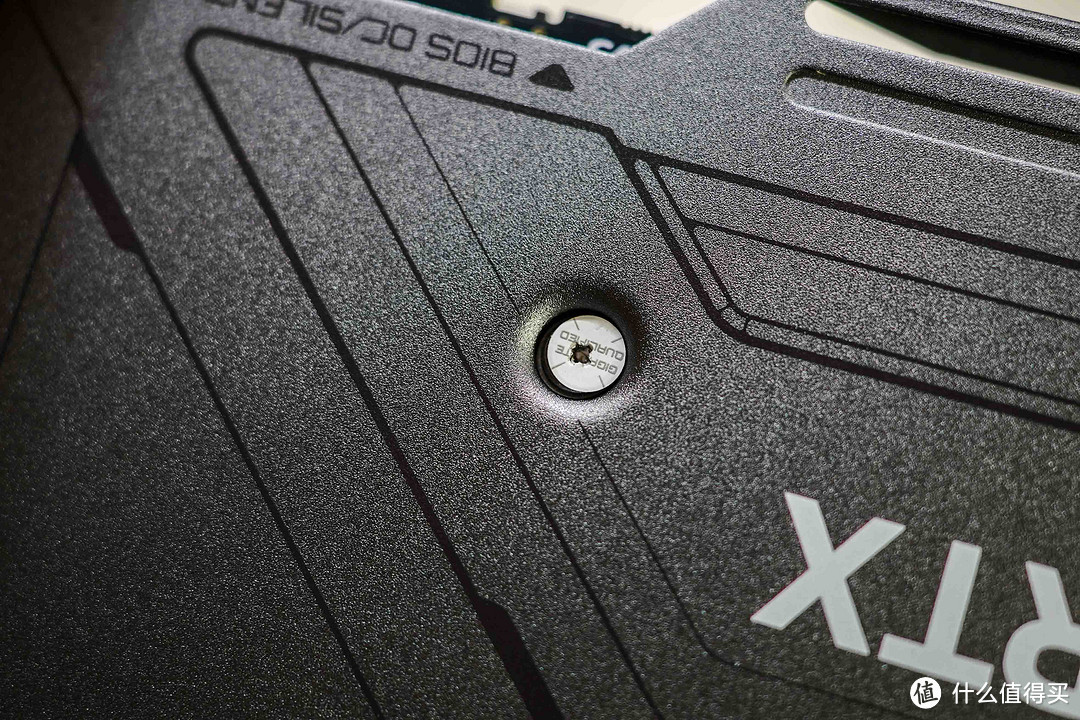 精准刀法但值得升级丨RTX4070Super魔鹰拆解与通用一键超频教程