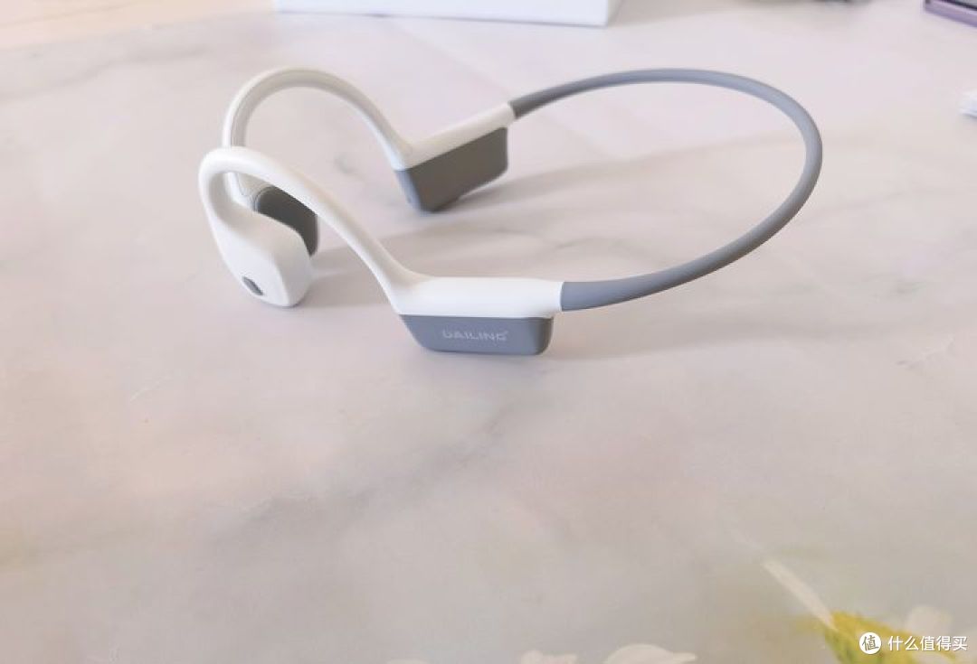 超轻巧耳机,随身携带音乐无所不能,革命性的戴灵S600骨传导耳机体验!