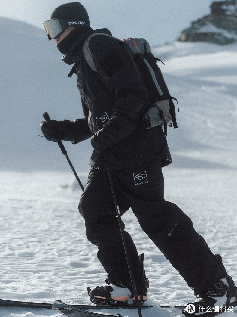 Powster滑雪装备让你轻松征服雪山！