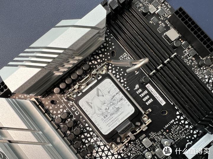 ROG STRIX B760-G GAMING WIFI S小吹雪主板评测：颜值与性能齐飞！且细节满满！