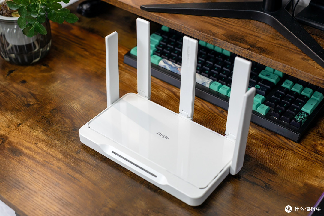 评测中心篇七十三百元路由器怎么选锐捷雪豹轻松驾驭120平中小户型