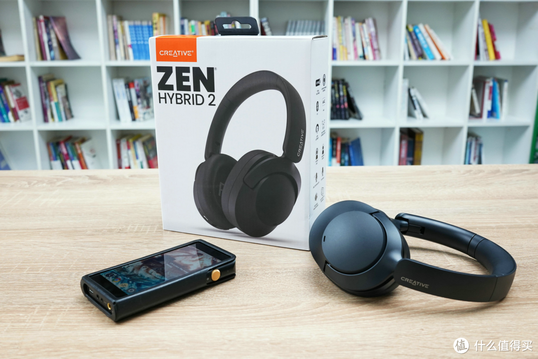 创新Zen Hybrid 2的包装盒
