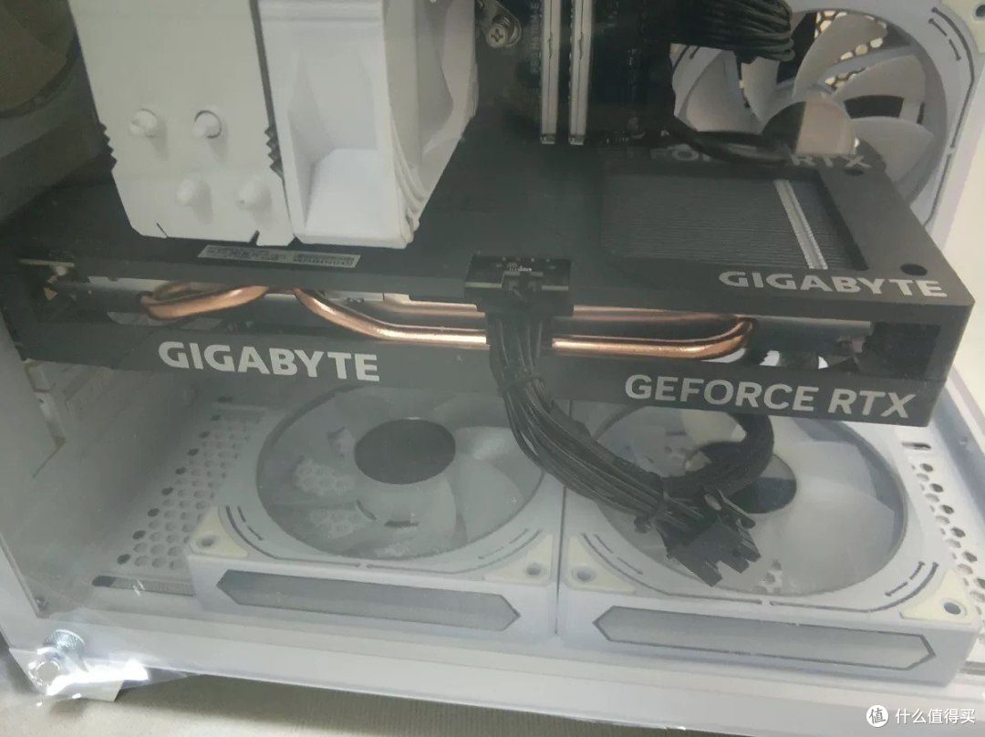 技嘉RTX 4060显卡：突破性性能