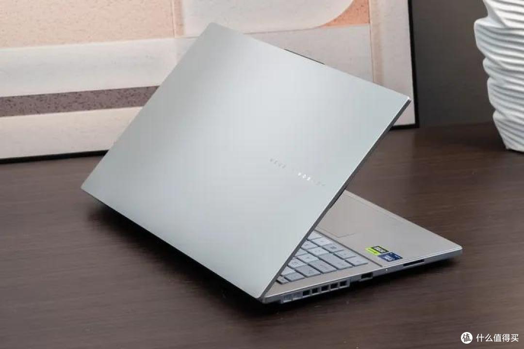 华硕无畏pro15 2024评测——首发ultra9的真香4060全能本_笔记本电脑