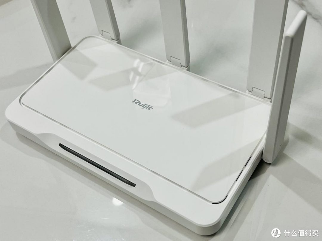 锐捷雪豹：百元价位的电竞路由器，专属游戏网络优化+VIP设备保障