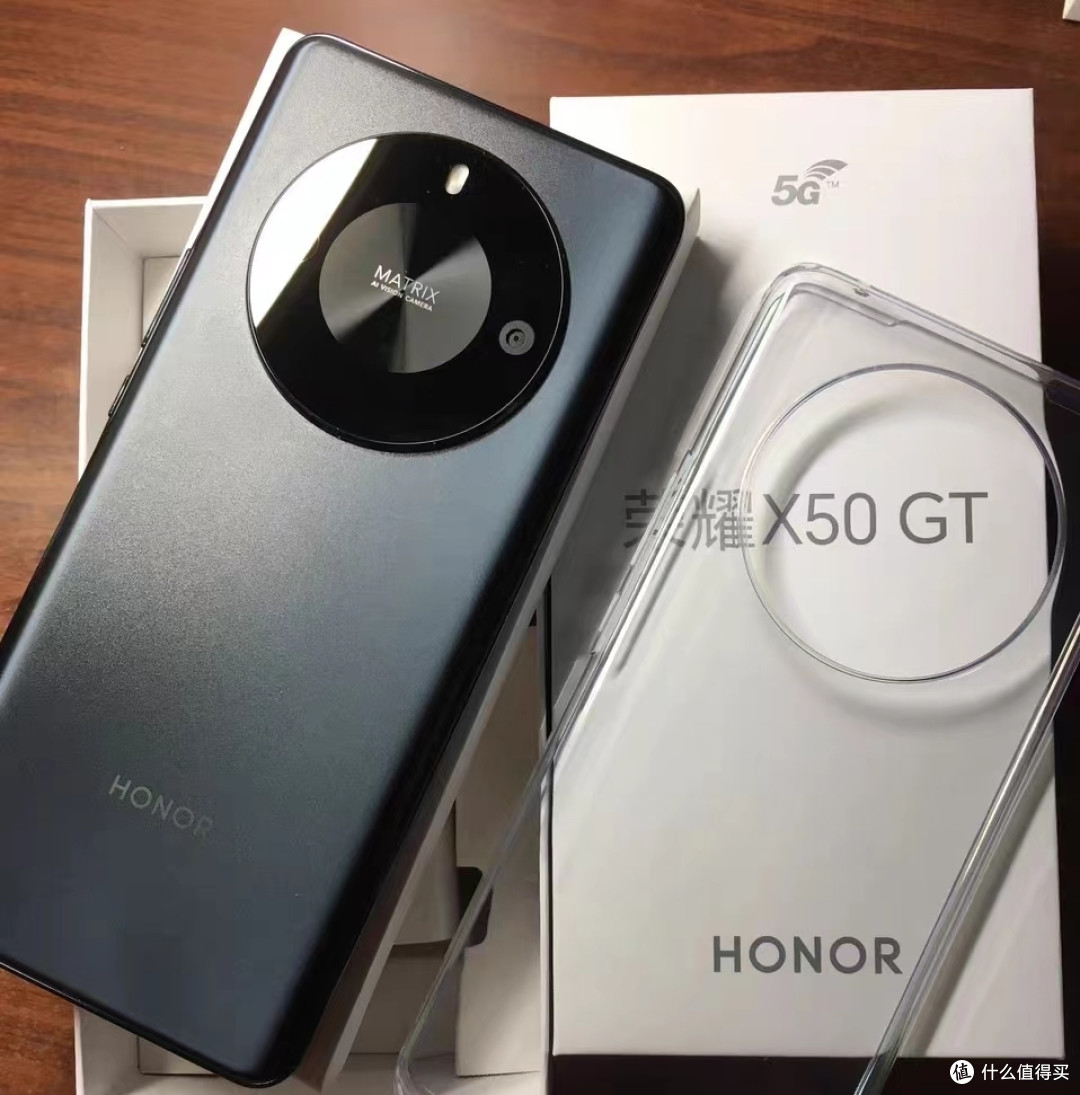 官方下场补贴1tb版本降至2589元荣耀x50gt售价更加亲民了