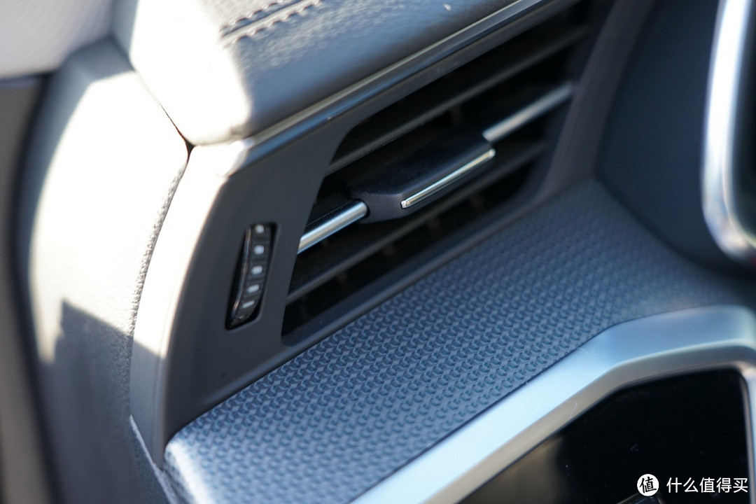 2024年新年第一帖直接开个60w的大玩具奥迪a6c8allroad开箱