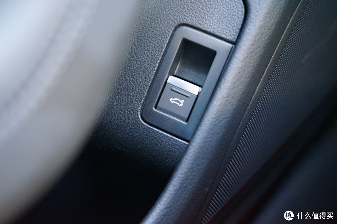 2024年新年第一帖直接开个60w的大玩具奥迪a6c8allroad开箱