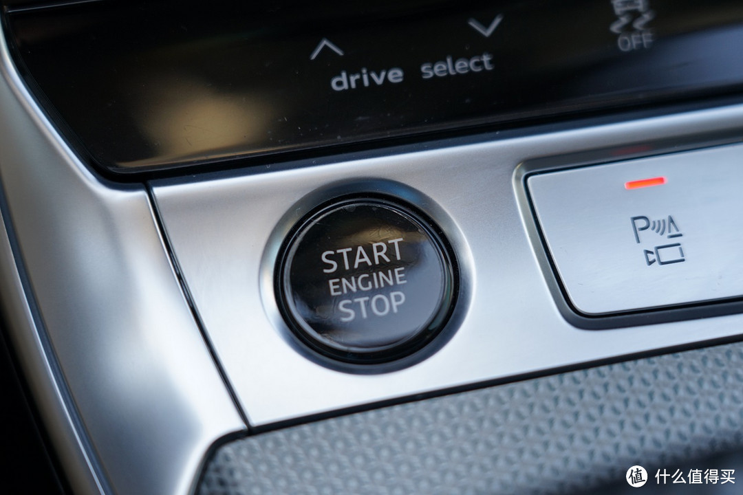 2024年新年第一帖直接开个60w的大玩具奥迪a6c8allroad开箱