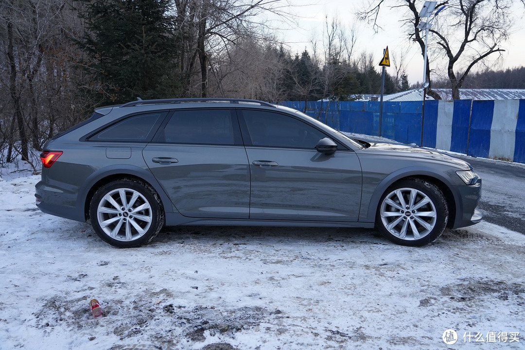 2024年新年第一帖直接开个60w的大玩具奥迪a6c8allroad开箱