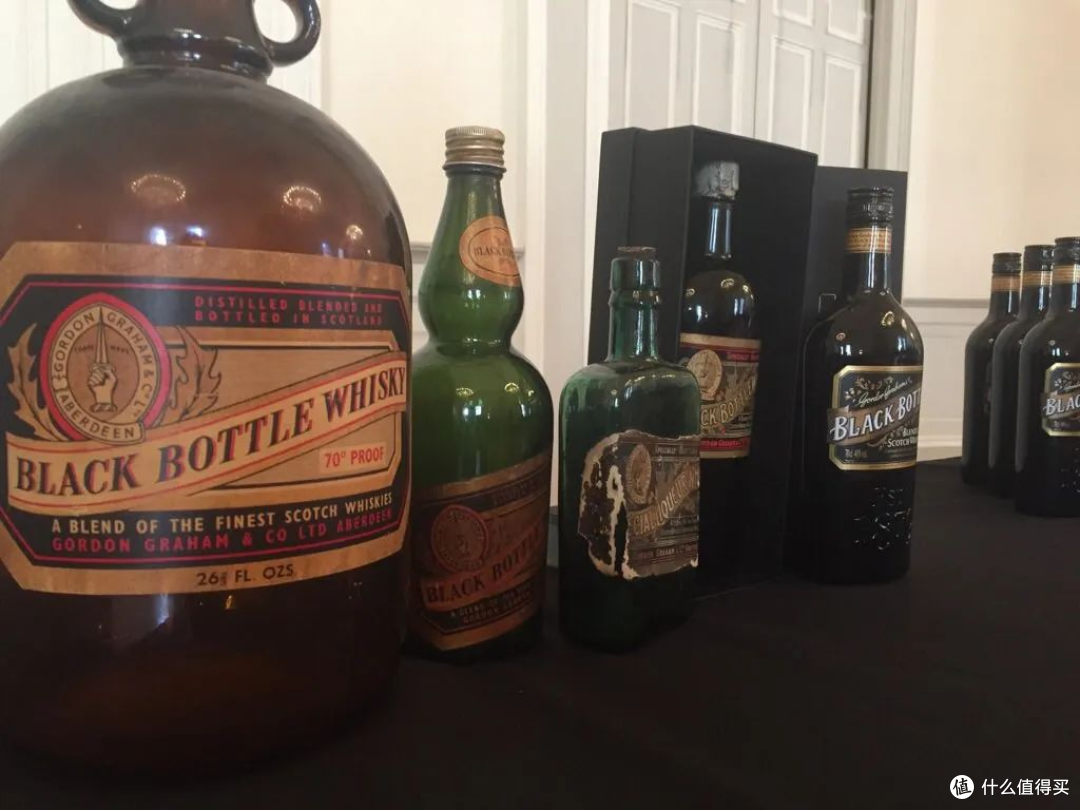 黑瓶（BLACK BOTTLE）威士忌：五彩斑斓的黑