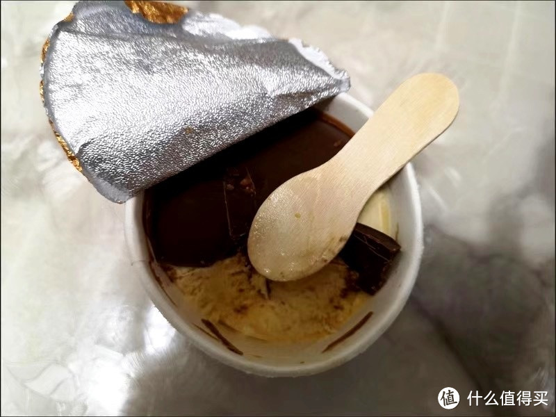 梦龙香草坚果冰淇淋：甜美的风味与别样风情