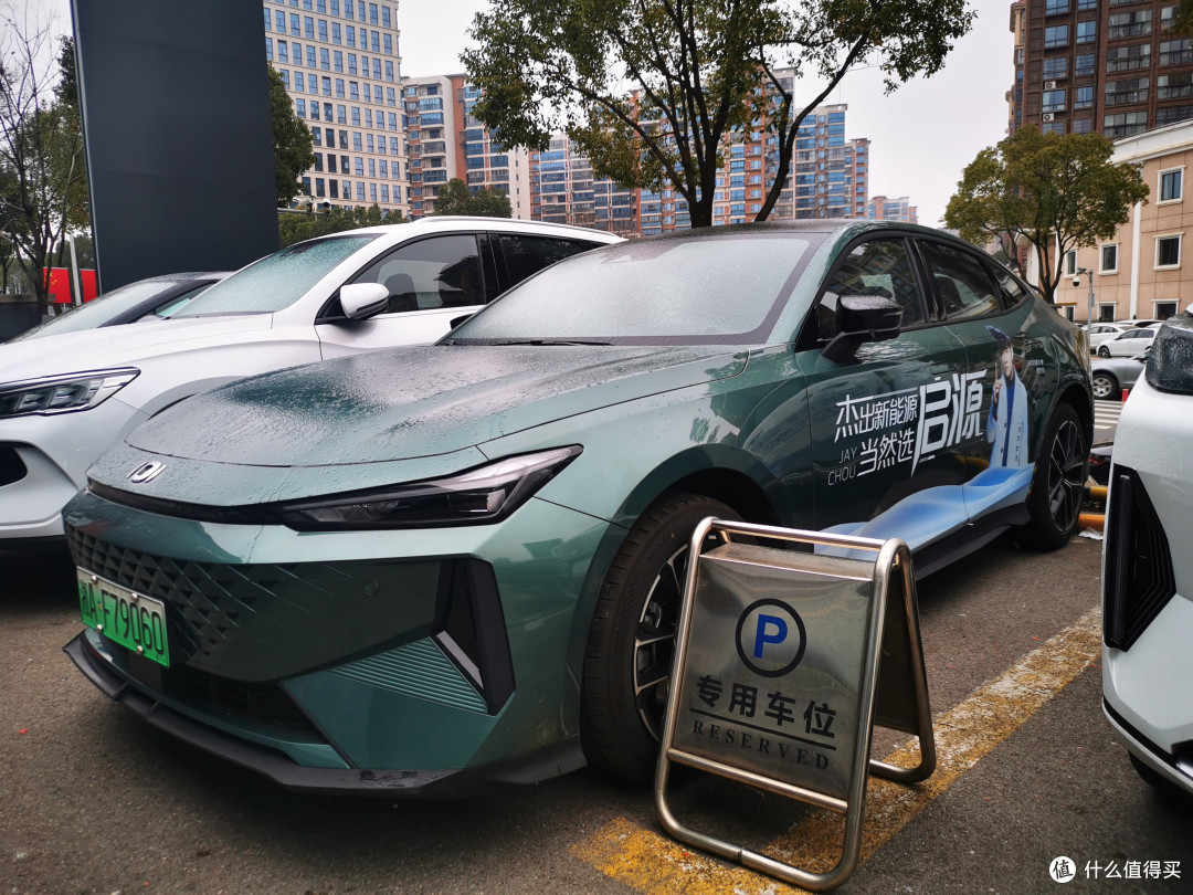 闲逛汽车4s街区杂记