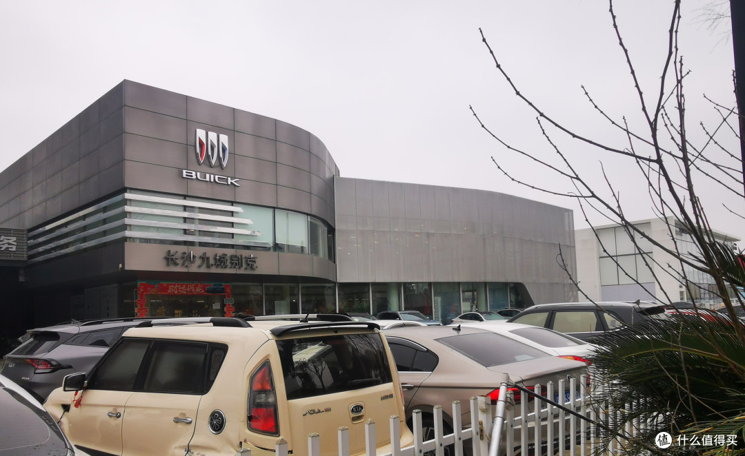 闲逛汽车4s街区杂记