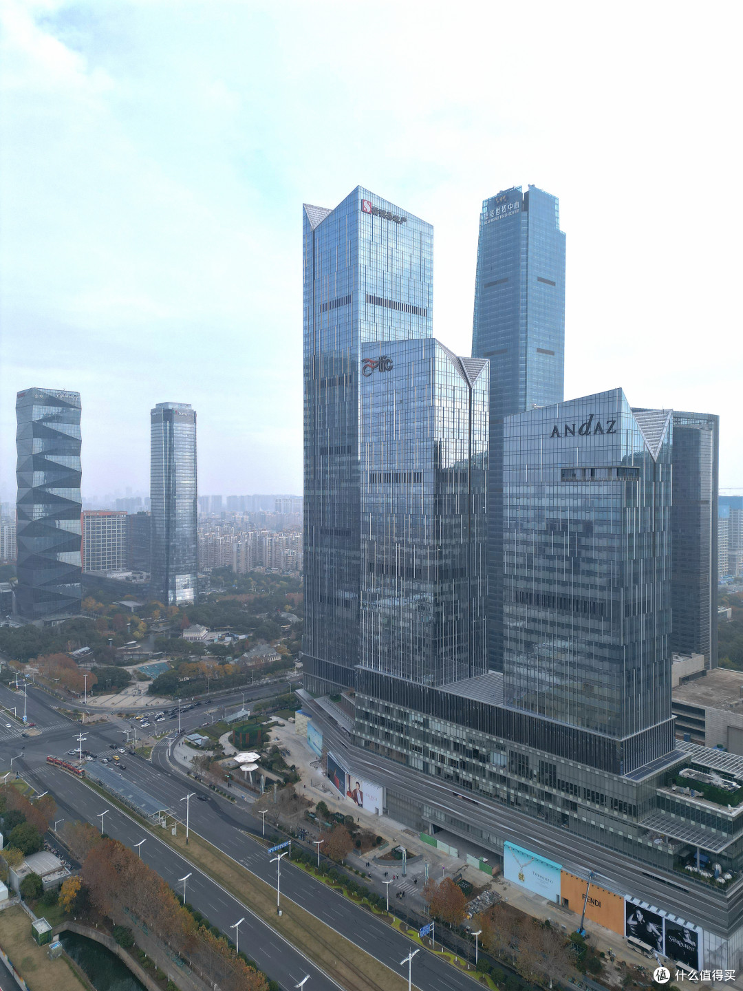 taverns 篇六百一十:心比天高的南京河西安达仕酒店:套房482入住