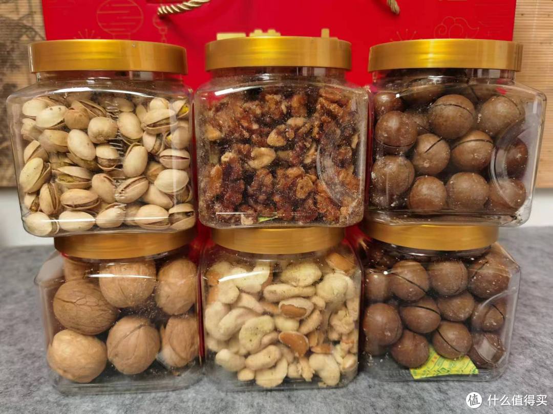 众测21:吃货必备!百草味坚果礼盒,让你一次吃个够!