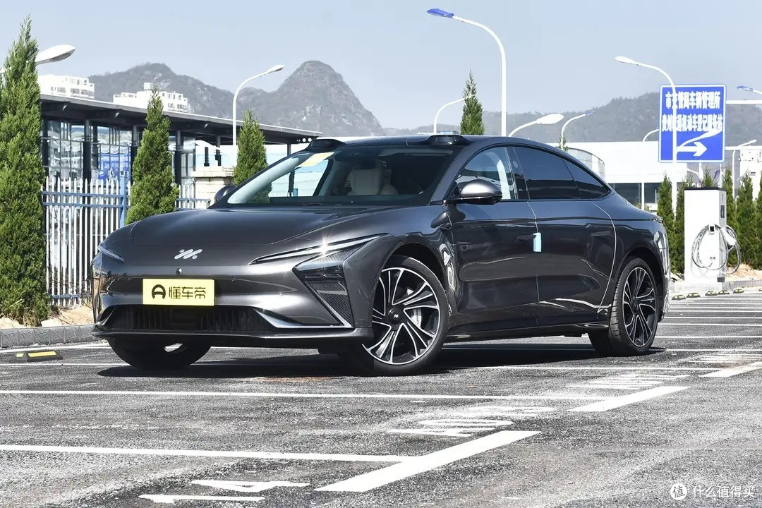 新款智己l7正式上市 售价29.99万元起_新能源车_什么值得买