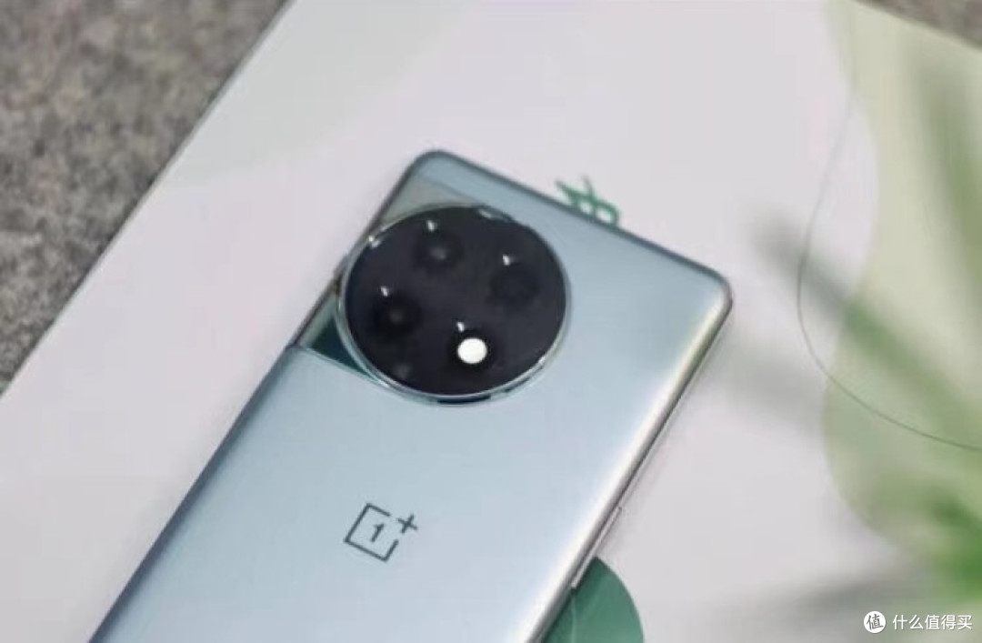 从3099跌至2049骁龙8芯片索尼imx890售价更亲民了