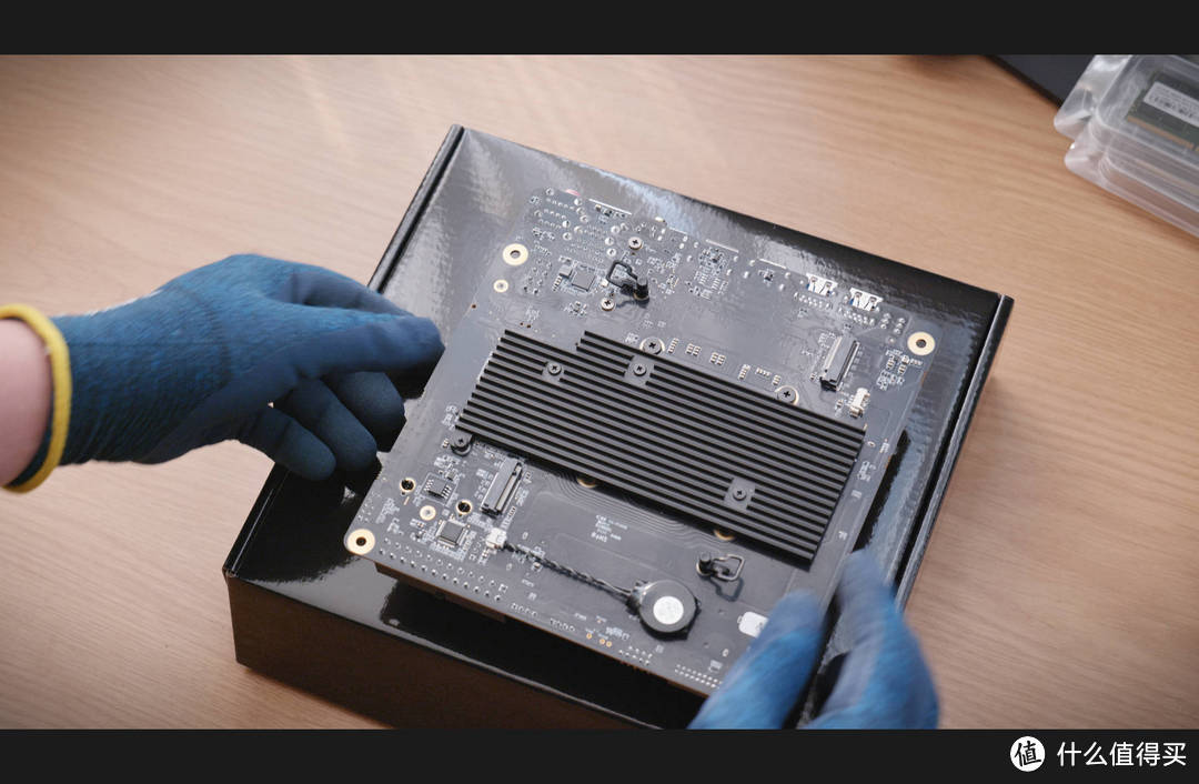 ITX装机的未来？一台“背包级”主机搭建（铭凡AR900i+XTIA XSlim-Mini）