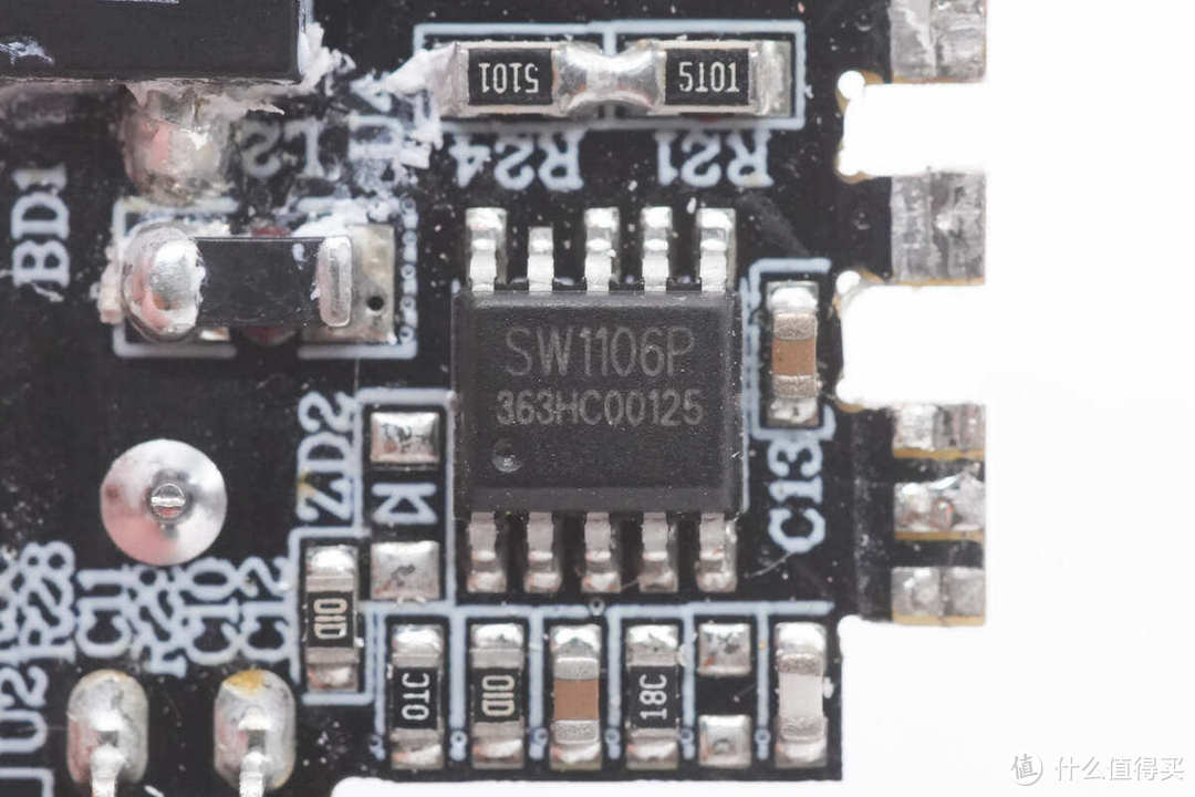 拆解报告：Baseus倍思65W 1A1C氮化镓充电器CCGAN65UE