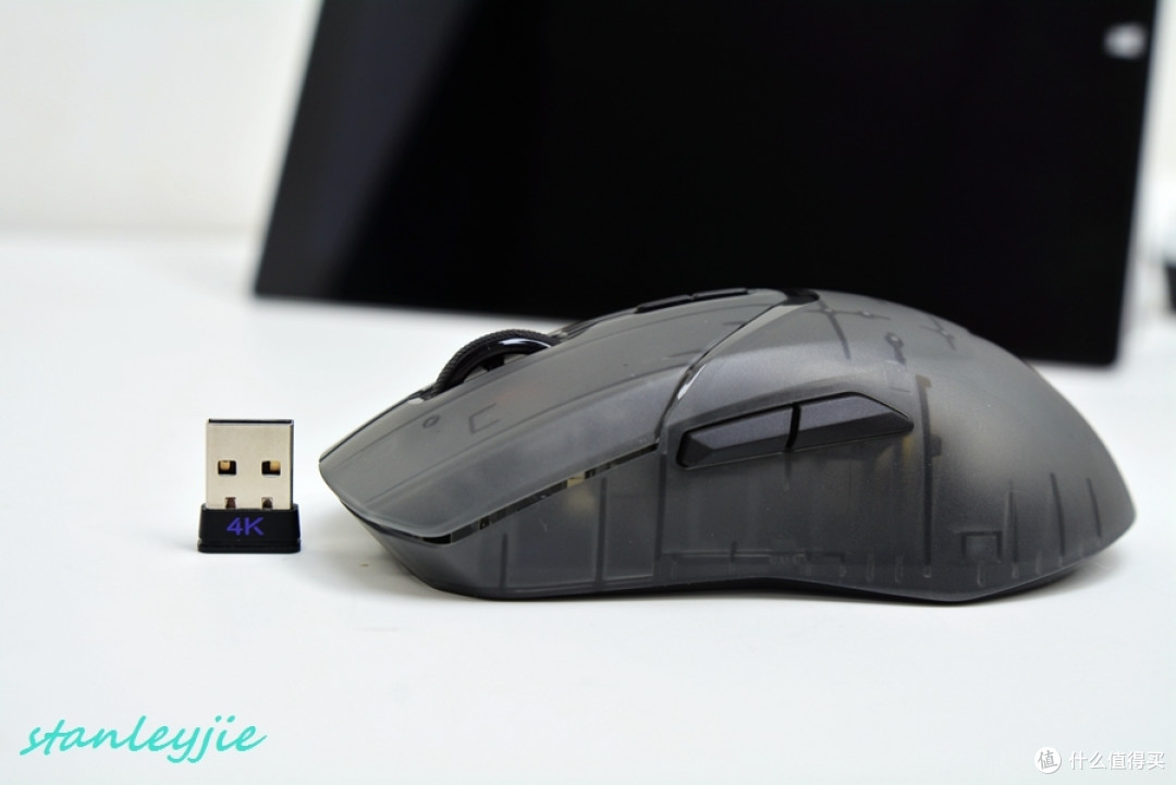外设分享 篇五十一:透明上盖带来的时尚感 雷柏vt9 air 双高速双模鼠