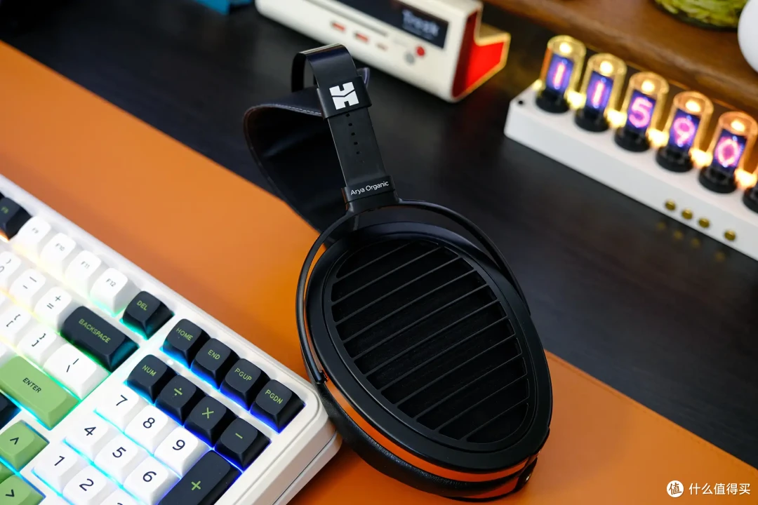 探索万元级HIFIMAN Arya Organic:重塑音质之巅的纳米振膜黑科技!