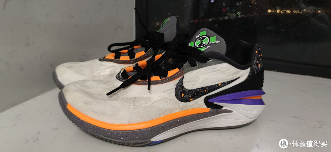 上市价1100元的耐克Air Zoom GT CUT2 篮球鞋，现在只要700元就可以买到！！！买吧！