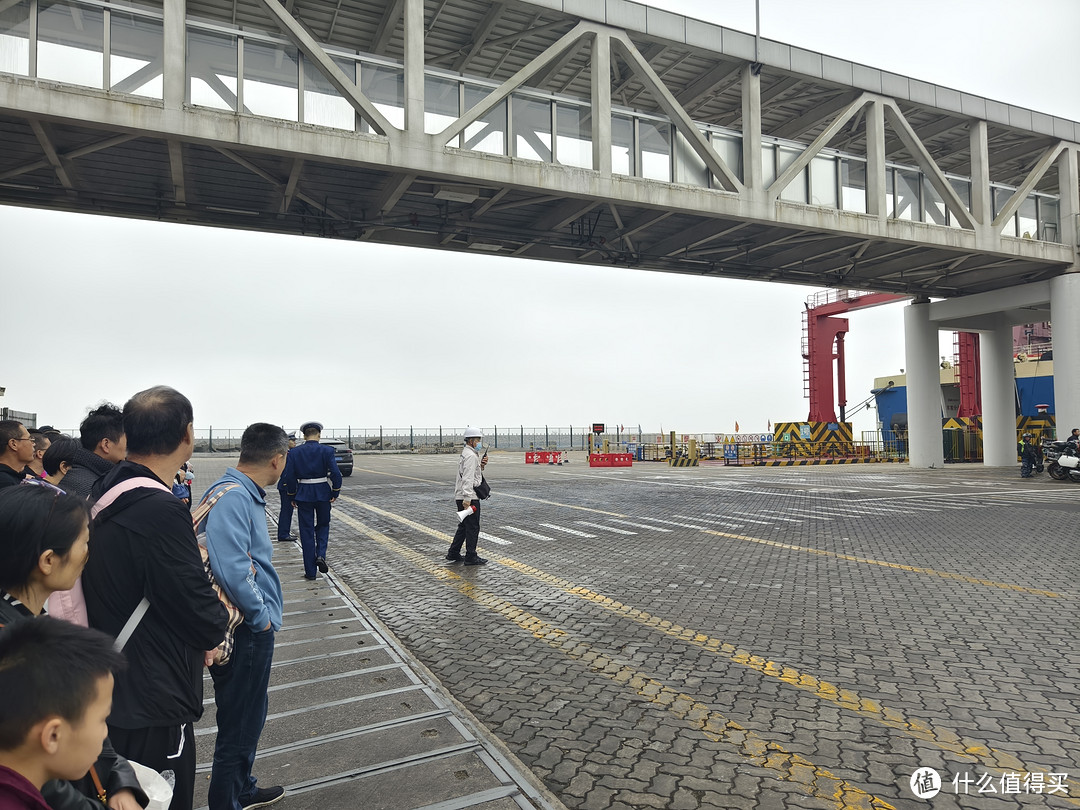 春节自驾过海去海南:排队9个小时登岛体验