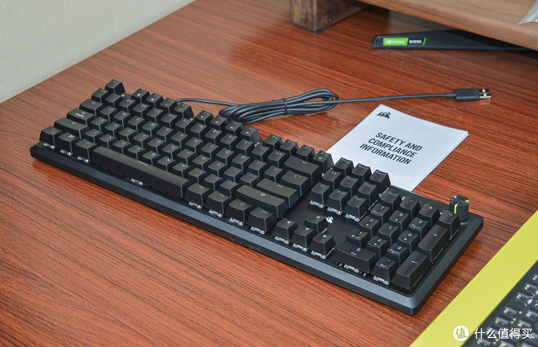 全尺寸,可玩性高:海盗船K70 CORE RGB全尺寸机械键盘开箱